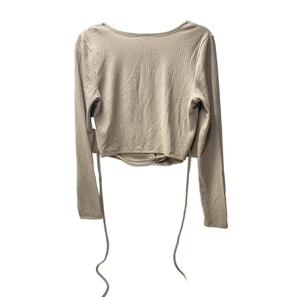 New Women's Cropped Front Tie Low V-Neck Cut Long Sleeve Shirt Top, Size Large - Picture 2 of 6